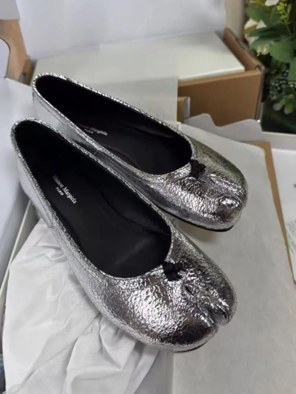Maison Martin Margiela Silver Cracked Leather Tabi Split Toe Flats